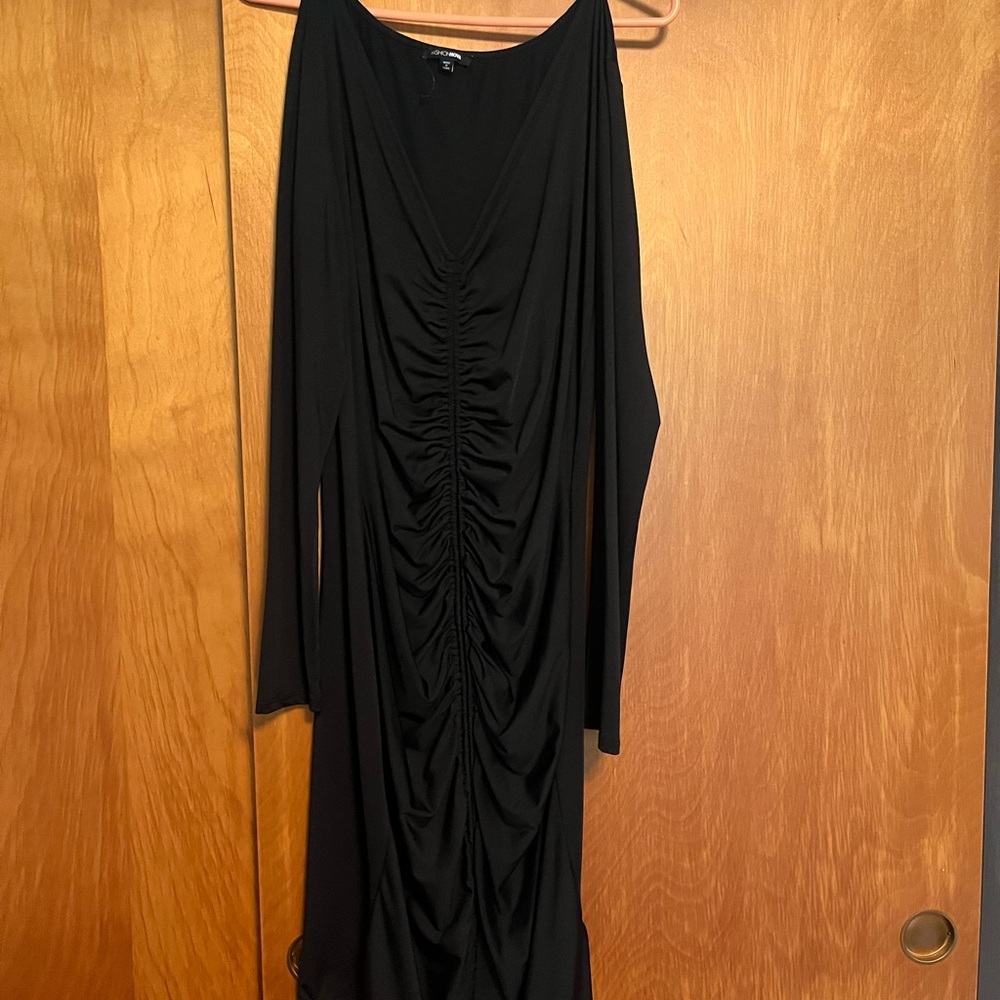 Fashion Nova fitted  Ruched Dress NWOT